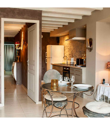 Coffret détente 1 nuit semaine dans la Suite "Juste Toi et Moi. Hôtel Spa à 45 minutes de Châlons-en-Champagne