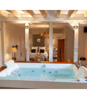 Suite de Charme avec jacuzzi et sauna privatifs