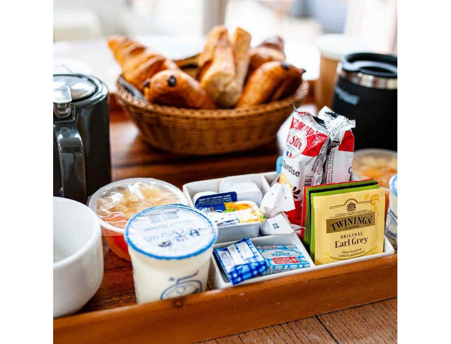 Offrez  le Petit Déjeuner à vos invités avec votre coffret cadeau Charme au fil de l'eau