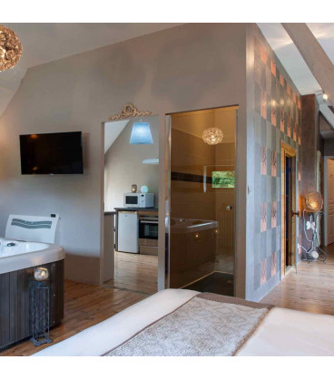 Coffret détente 1 nuit semaine dans la Suite "l'élégant". Hôtel Spa à 50 minutes de Disneyland Paris